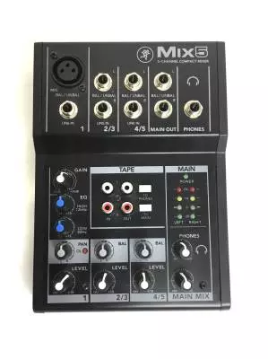 Mackie - MIX5 Compact Mixer